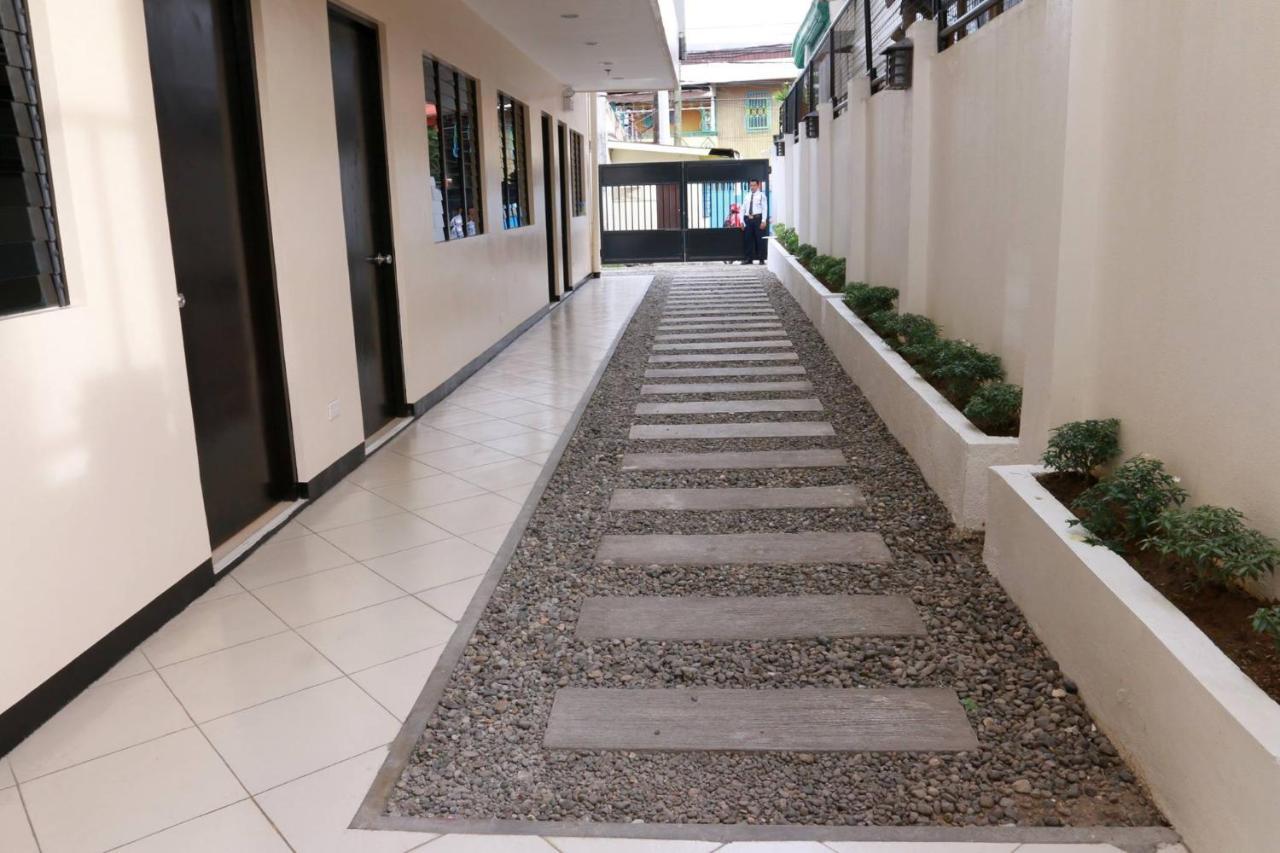 Global 88 Apartelle Cebu Εξωτερικό φωτογραφία